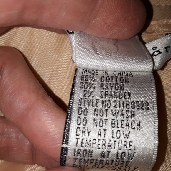 NWOT Scalloped Edge Knee Length Sz 14 skirt - Picture 5 of 5